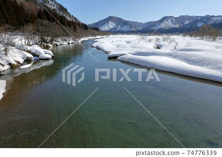 冬季伊納河雪景-福島縣忠田町旭橋出發 冬季伊納河雪景-福島縣忠田町旭橋出發 74776339