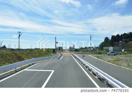 從柳會站到氣仙沼站的氣仙沼線BRT火車窗口風景 74778191