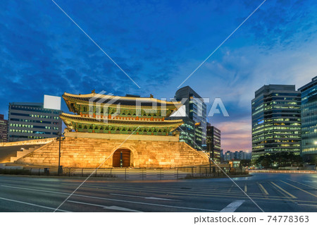 Seoul South Korea, night city skyline at Namdaemun Gate (Sungnyemun) Seoul South Korea, night city skyline at Namdaemun Gate (Sungnyemun) 74778363
