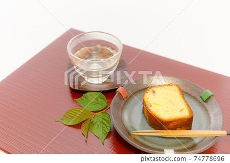 Tea break: Sakurayu and Sakura pound cake Tea break: Sakurayu and Sakura pound cake 74778696