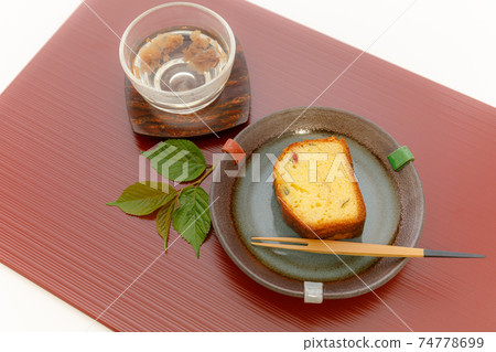 Tea break: Sakurayu and Sakura pound cake Tea break: Sakurayu and Sakura pound cake 74778699