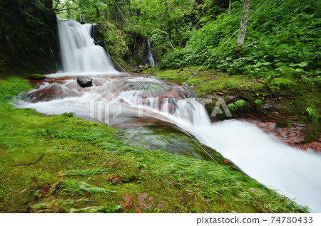Akaiwa Waterfall (Hokkaido, Saikoubu Village) 74780433