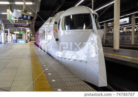 Nankai Rapi：t桃色 74780787