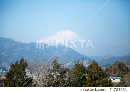 富士山在晴天 富士山在晴天 74785081