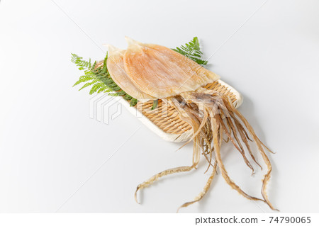 Ingredients: dried squid with emperor, dried squid, side dish of sake, lucky charm, Ingredients: dried squid with emperor, dried squid, side dish of sake, lucky charm, 74790065