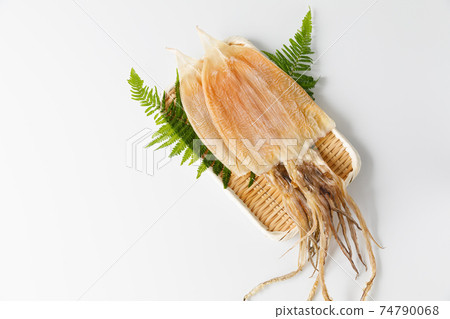 Ingredients: dried squid with emperor, dried squid, side dish of sake, lucky charm, Ingredients: dried squid with emperor, dried squid, side dish of sake, lucky charm, 74790068