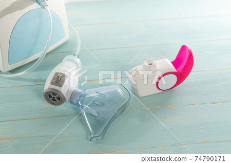 asthma inhaler and aerosol machine with inhaler mask asthma inhaler and aerosol machine with inhaler mask 74790171