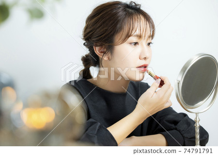  化妝 74791791