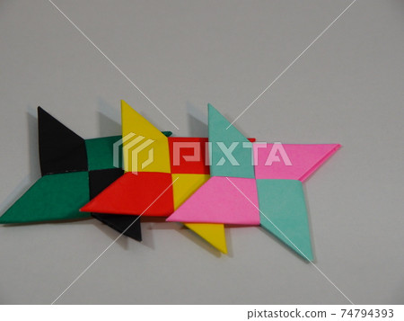 Origami shuriken 74794393