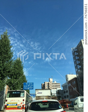 The sky in Kumamoto was blue The sky in Kumamoto was blue 74798851