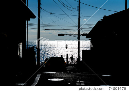 Kanagawa Prefecture Enoden Train Enoshima Early Morning Asahi Sunrise Morning Sunny Sea Summer Surfing Outdoor Shonan Kanagawa Prefecture Enoden Train Enoshima Early Morning Asahi Sunrise Morning Sunny Sea Summer Surfing Outdoor Shonan 74801676