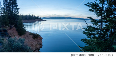 Sunrise over yellowstone lake in yellowstone national park 74802405