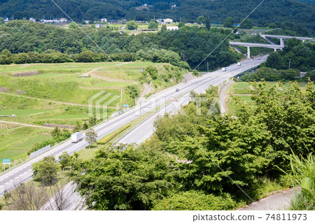Joshinetsu Expressway Komoro Kogen Drive Spring scenery 74811973