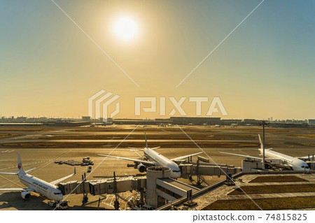 Airport scenery Haneda Airport Terminal 3 and sunset Ota-ku, Tokyo Airport scenery Haneda Airport Terminal 3 and sunset Ota-ku, Tokyo 74815825