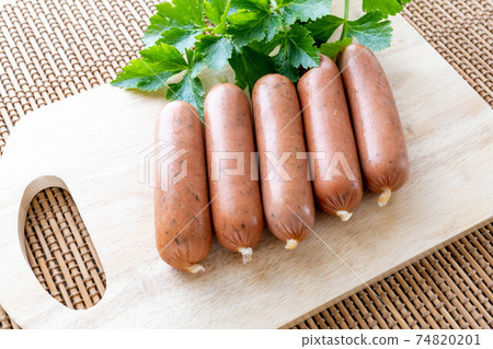 Herb wiener Herb wiener 74820201