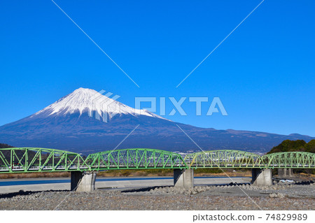 Fuji Fujikawa 74829989