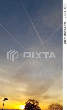 Sunset and contrail ① Sunset and contrail ① 74831808