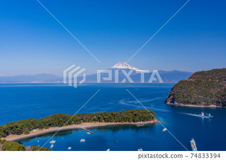 (Shizuoka Prefecture) Mt. Fuji seen from Nishiizu Toda (Shizuoka Prefecture) Mt. Fuji seen from Nishiizu Toda 74833394