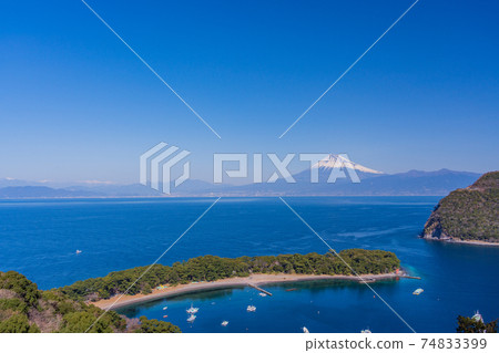 （靜岡縣）從Nishiizu Toda看到的富士山 74833399