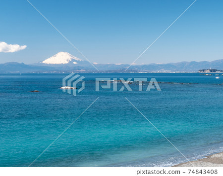 Hayama Town in early spring, landscape of Ohama coast, February 74843408