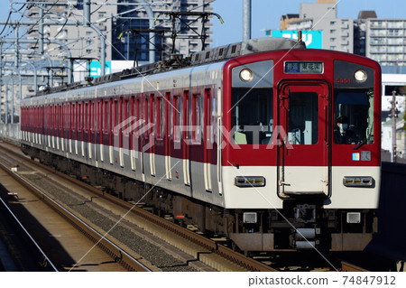 Kintetsu Nara Line ordinary train Kintetsu Nara Line ordinary train 74847912