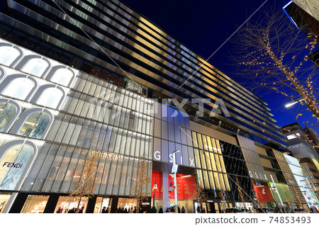 Night view of Tokyo Ginza 5-chome intersection 74853493