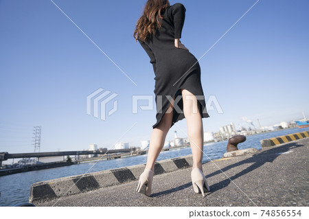碼頭和婦女 74856554