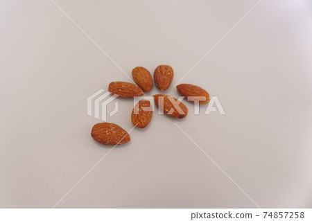 Almond Almond 74857258