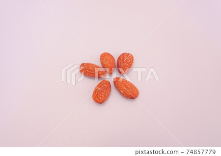 Almond 74857779