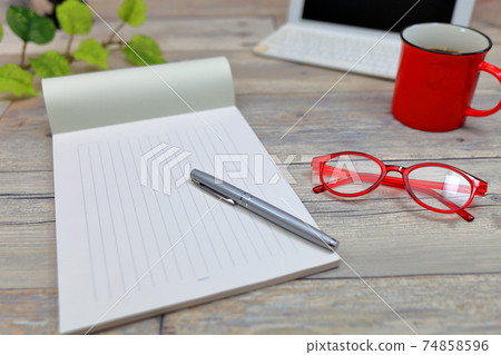 Emails and letters digital and analog Emails and letters digital and analog 74858596