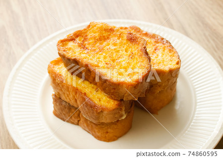 Baguette的法式吐司 Baguette的法式吐司 74860595
