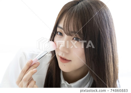 女人化妝 74860883