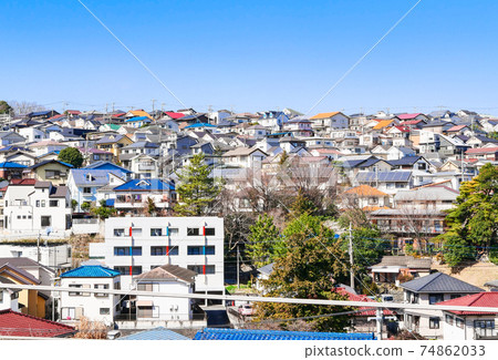 小山上的住宅區 小山上的住宅區 74862033