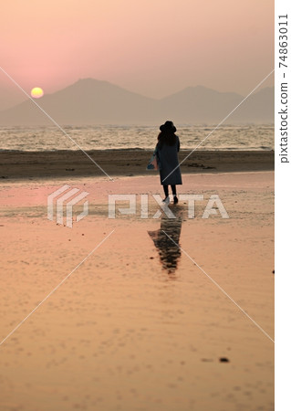 Beautiful sunset light, Dadaepo, spring trip 74863011