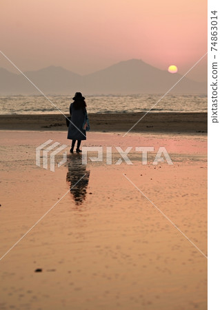 Beautiful sunset light, Dadaepo, spring trip Beautiful sunset light, Dadaepo, spring trip 74863014