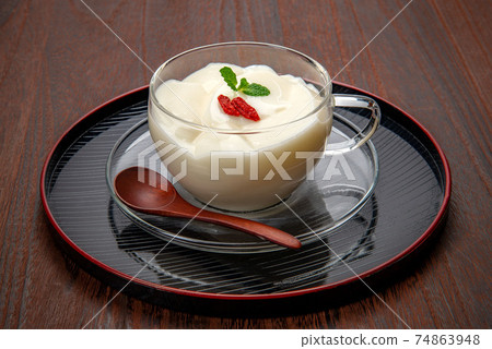 Dessert almond tofu Dessert almond tofu 74863948