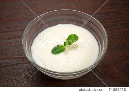甜點杏仁豆腐 74863958