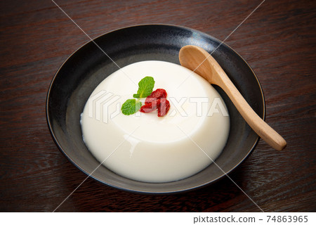 almond tofu Chinese dessert 74863965