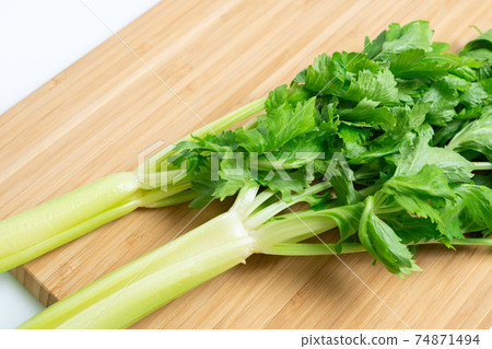 celery  74871494