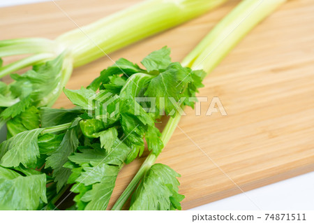 celery celery 74871511