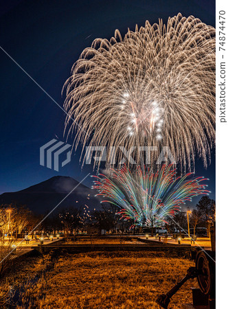 Yamanaka Lake Ice Candle Festival 74874470