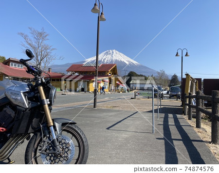 Mount Fuji  74874576