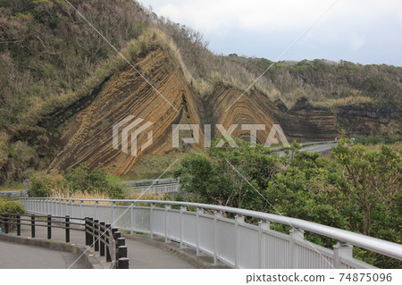 Strata - STRATUM - Strata - STRATUM - 74875096