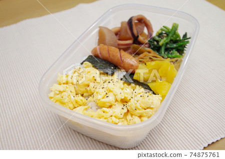 烤雞蛋午餐 烤雞蛋午餐 74875761