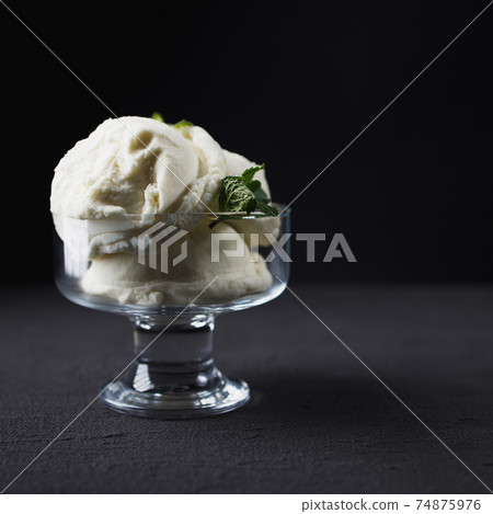 Ice-cream sundae, refreshing vanilla dessert 74875976