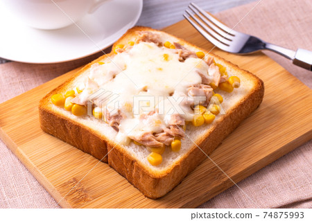 Tuna corn toast Tuna corn toast 74875993