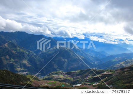 山川壯麗 74879557