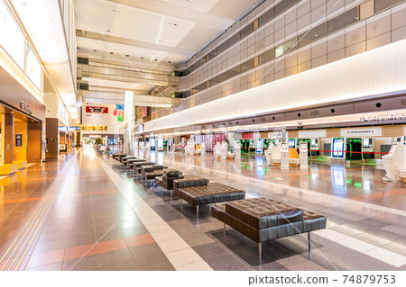 Haneda Airport Terminal 1 Departure Lobby 74879753