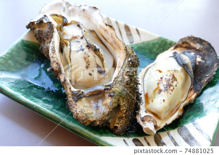 愛知縣厚美半島海鮮料理烤牡蠣 74881025