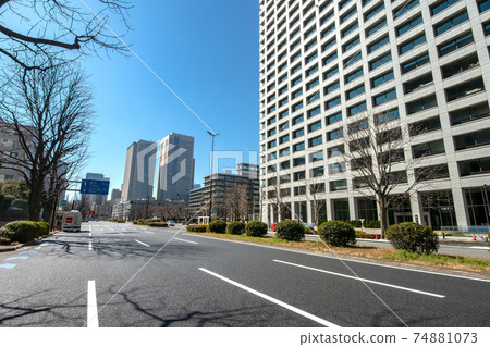 內政和通信部，外交部和財政部 74881073